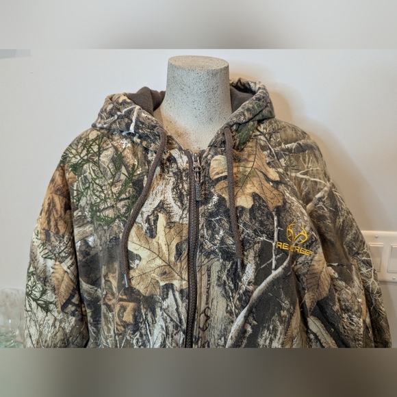 Real Tree Edge 3XL Bomber Jacket with hood, Men's size 3XL - Picture 6 of 11